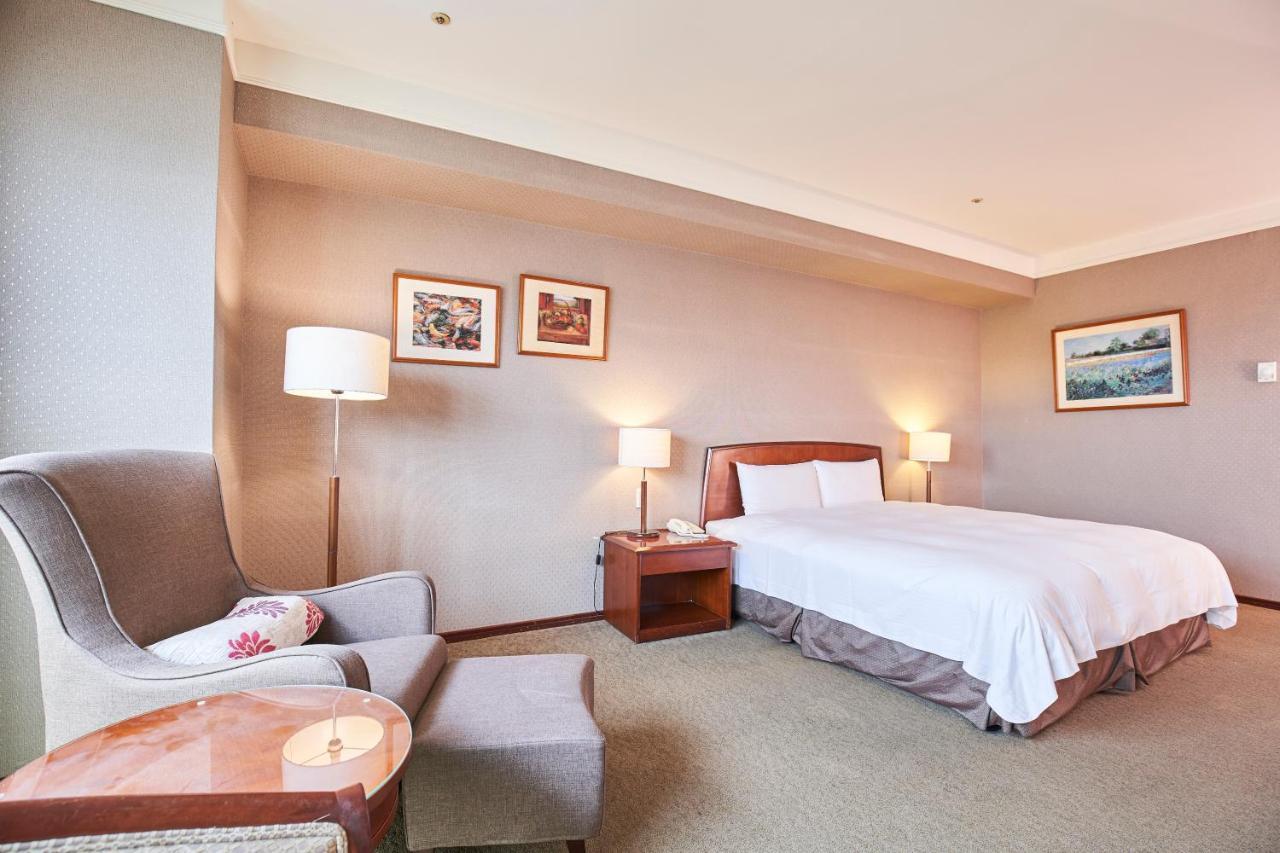 Kavalan Hotel Yilan Exteriör bild